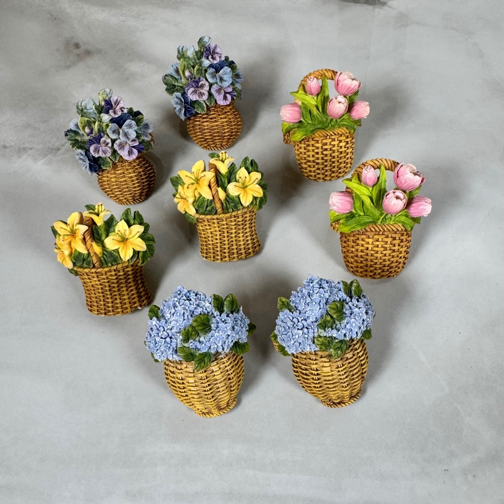 Charter Club Wild Flowers Resin Napkin Rings Set of‎ 8 Pansy Lilac Tulip Lily